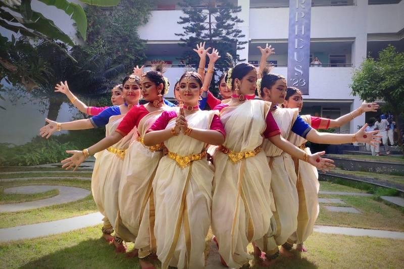 e28633a7b6ff12e8aa2d061577b81984